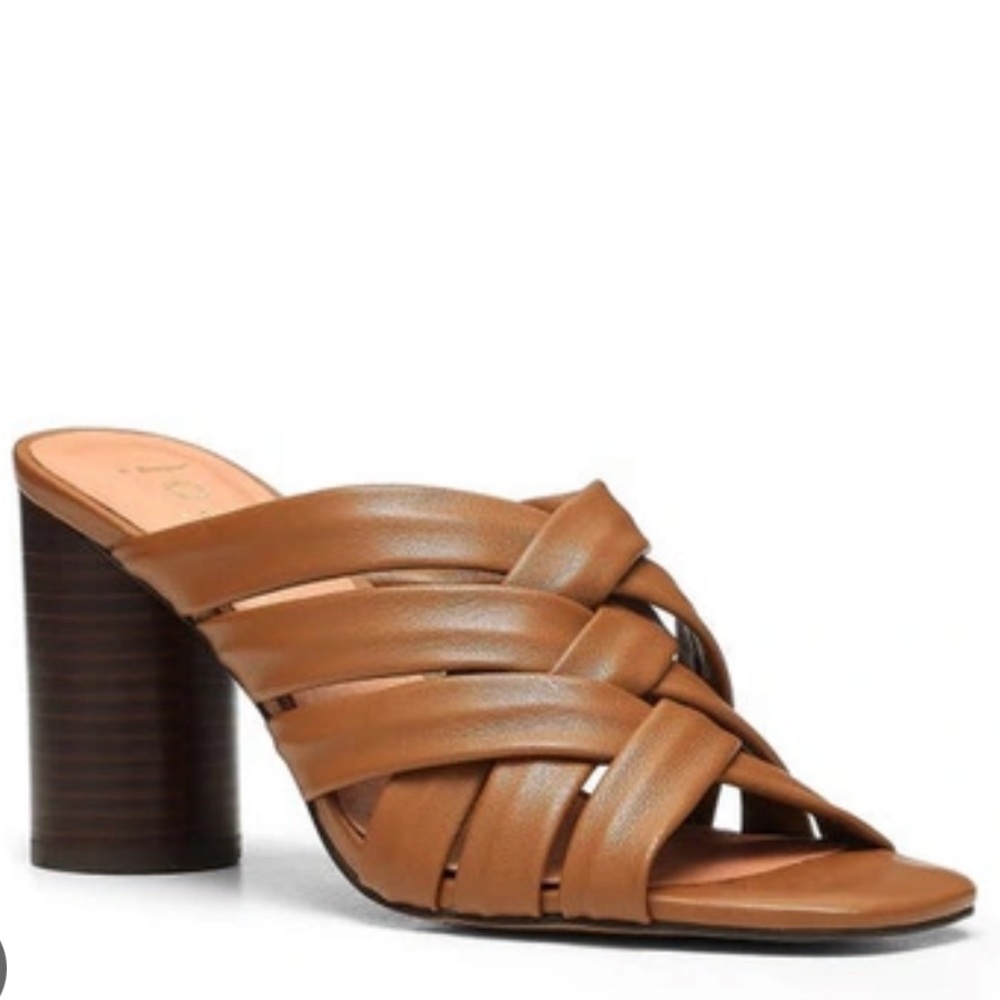 119. Joie luz crisscross mule in cognac new without box size 8 😍
